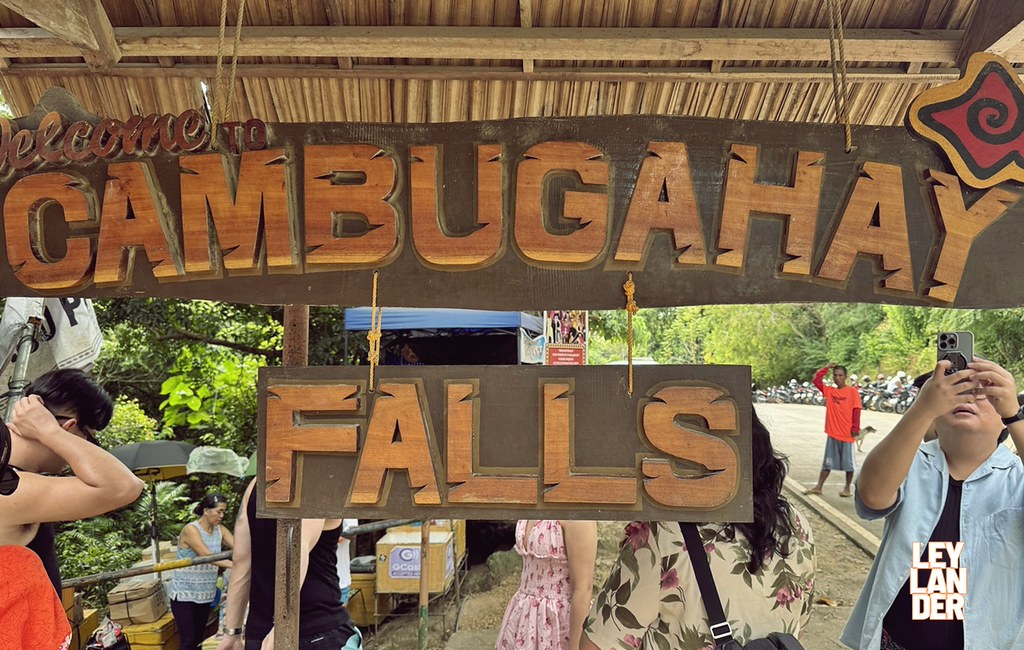 Cambugahay Falls entrance