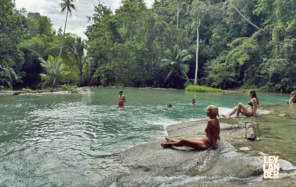 Cambugahay Falls